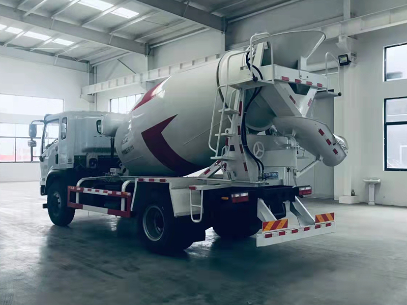 國(guó)六福瑞卡攪拌車(chē)